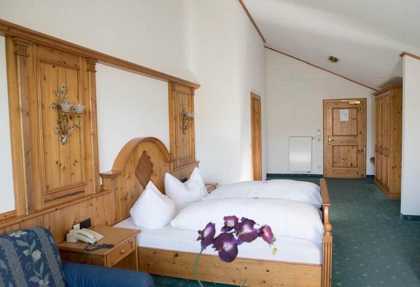 Номер Комфорт, Restaurant Kreuzberghof Tagungs  Und Veranstaltungs