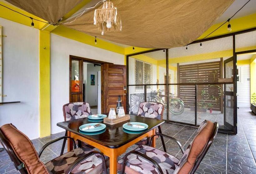 Апартаменты 1 Спальня с Террасой, Driftwood Gardens Guesthouse