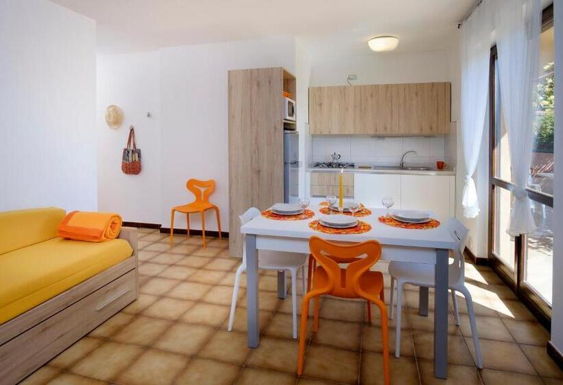 Апартаменты 1 Спальня Вид на Сад, Residence Appartamenti Caffarena