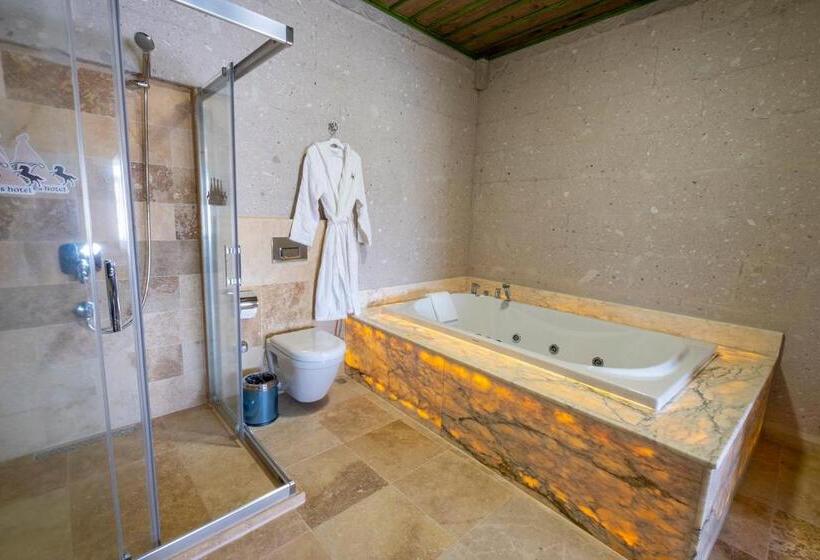 اتاق استاندارد با وان آب گرم, Underground Cave Suites