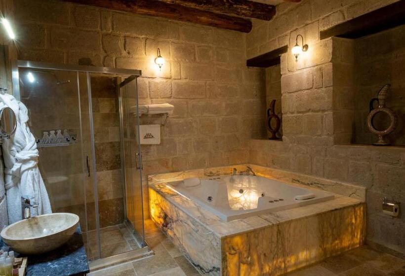 اتاق لوکس, Underground Cave Suites