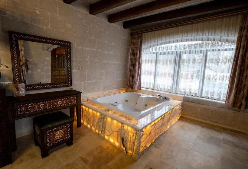 اتاق استاندارد با تخت بزرگ, Underground Cave Suites