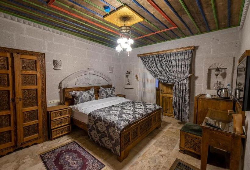 اتاق استاندارد با بالکن, Underground Cave Suites