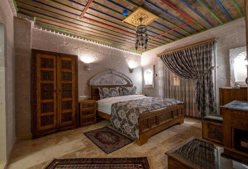 اتاق استاندارد با بالکن, Underground Cave Suites