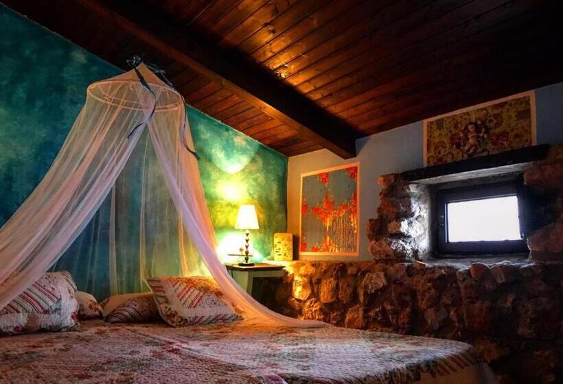 Номер Стандарт, La Quinta De Malu