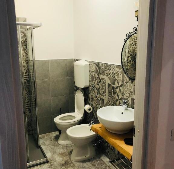 اتاق لوکس, Rial Maison