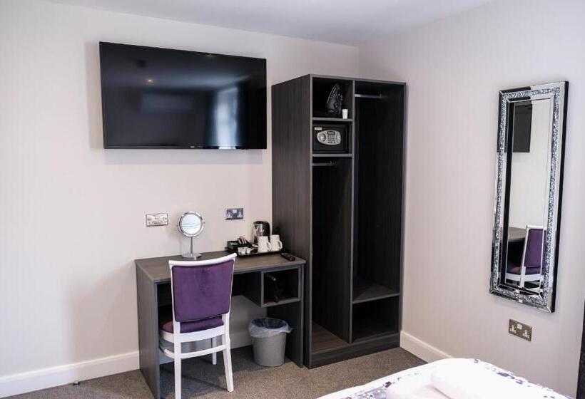 Quarto Estandar, Anelli