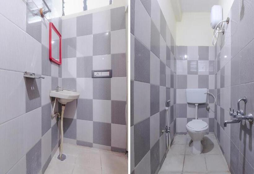 חדר סטנדרט לשלושה, Spot On 77346 H K Residency