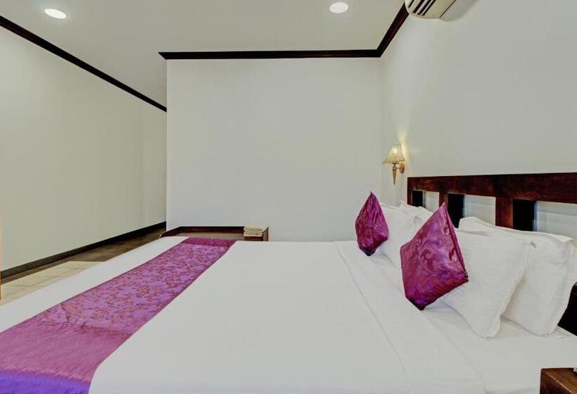 غرفة قياسية, Treebo Premium Travancore Palace Cherthala