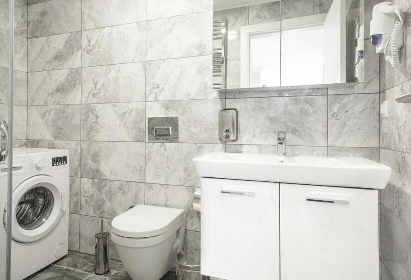 اتاق لوکس چهار تخته, Emin Residence