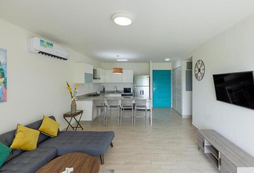 Апартаменты 1 Спальня с Видом, Playa Caracol Residences