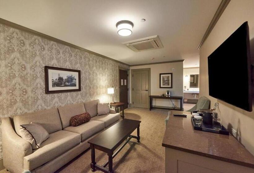 Студия Стандарт, The Groton Inn