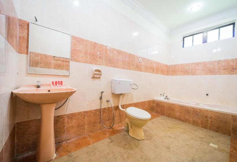 Люкс Повышенной Комфортности, Oyo 44033 Terap Inn Kuala Nerang