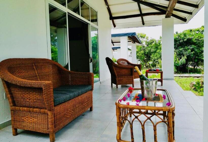 Номер Deluxe Кровать Кинг, Pemba Paradise