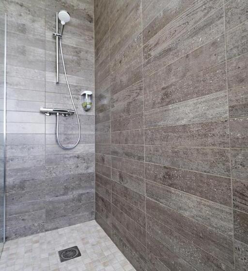 Люкс Вид на Бассейн, L Esprit Du Clain Chambres D Hôtes Bandb De Standing Proches Du Futuroscope Golf Et Lac De St Cyr