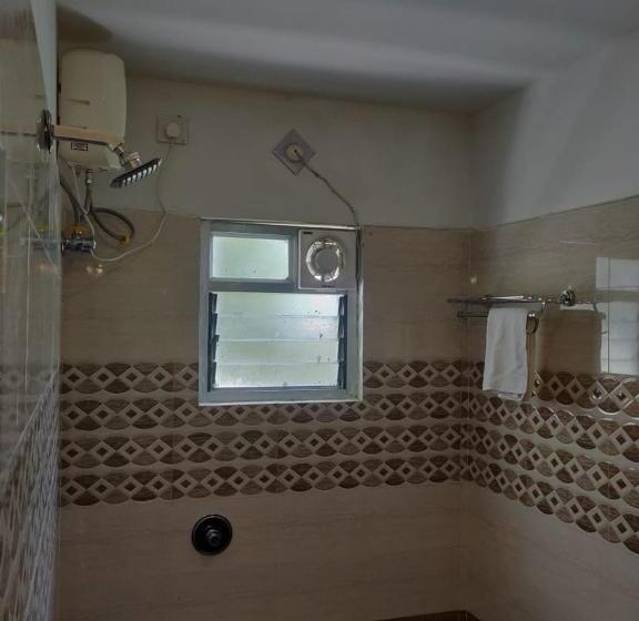 اتاق اکونومی, Ratna Resort Near Bhubaneswar Airport