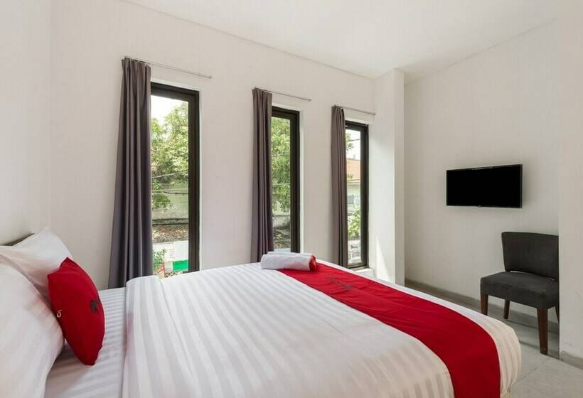 Номер Стандарт, Reddoorz Near Kaza Mall Surabaya
