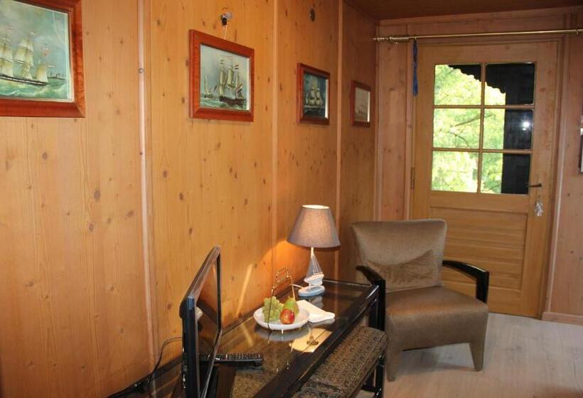 Номер Стандарт с Балконом, Villa Zollhaus Bed & Breakfast