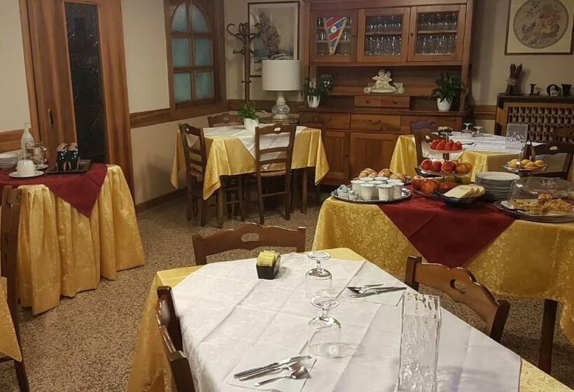 标准单人间, Albergo Europa