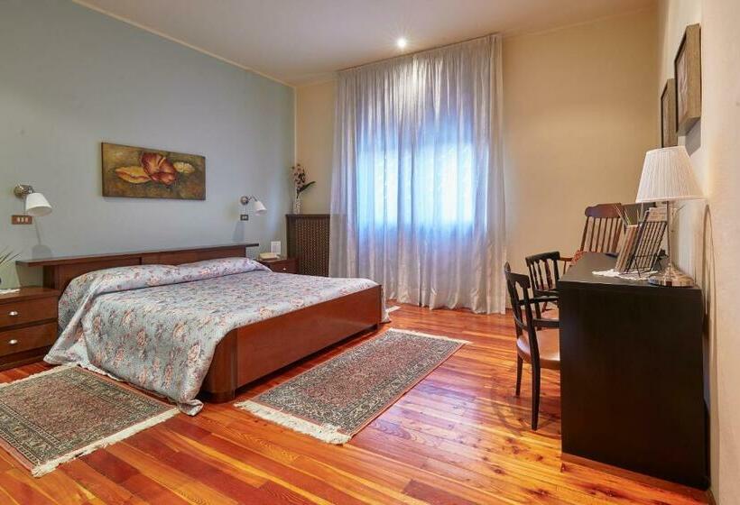 豪华房间, Albergo Europa