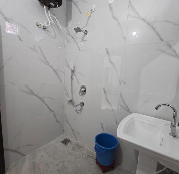 Номер Стандарт, Corridor Inn