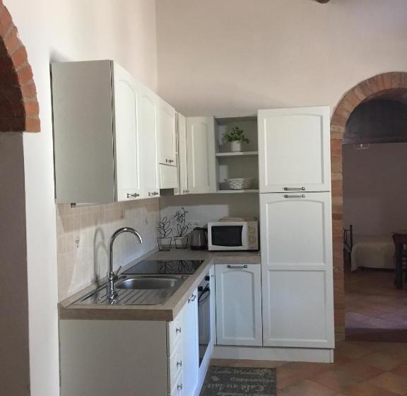 带2个卧室的公寓, Podere La Castellina