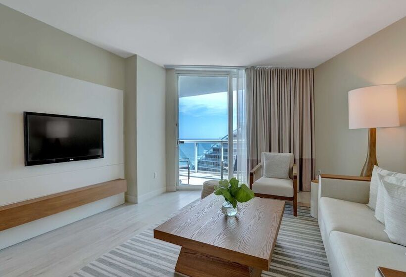 장애인을 위한 스위트, Beach House Fort Lauderdale, a Hilton Resort