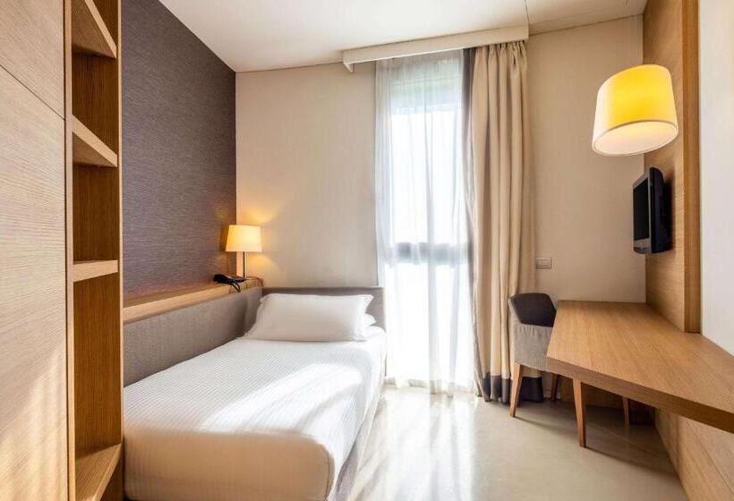 Номер Стандарт Индивидуальный, Hsm Hotel San Martino
