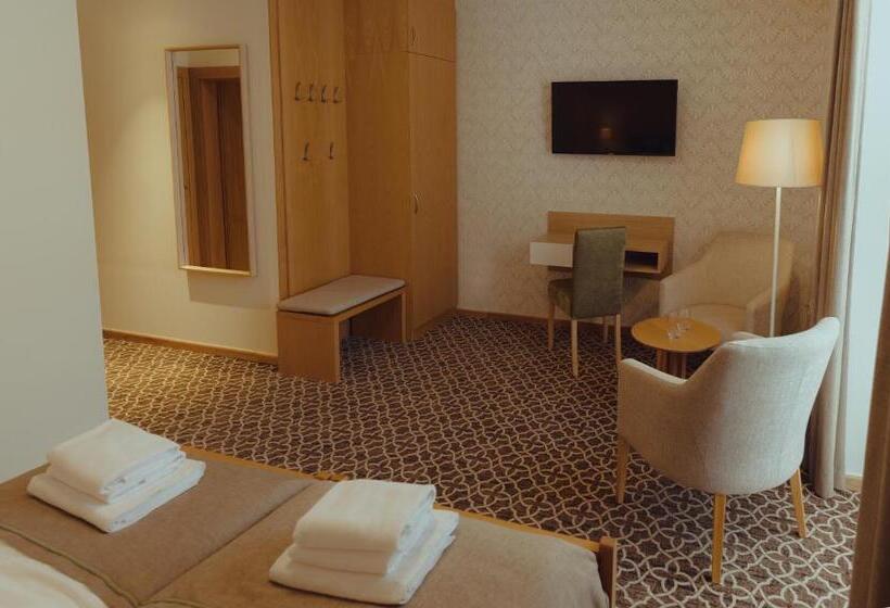 Номер Стандарт, Brigadéros Hotel Brigadír Borsi