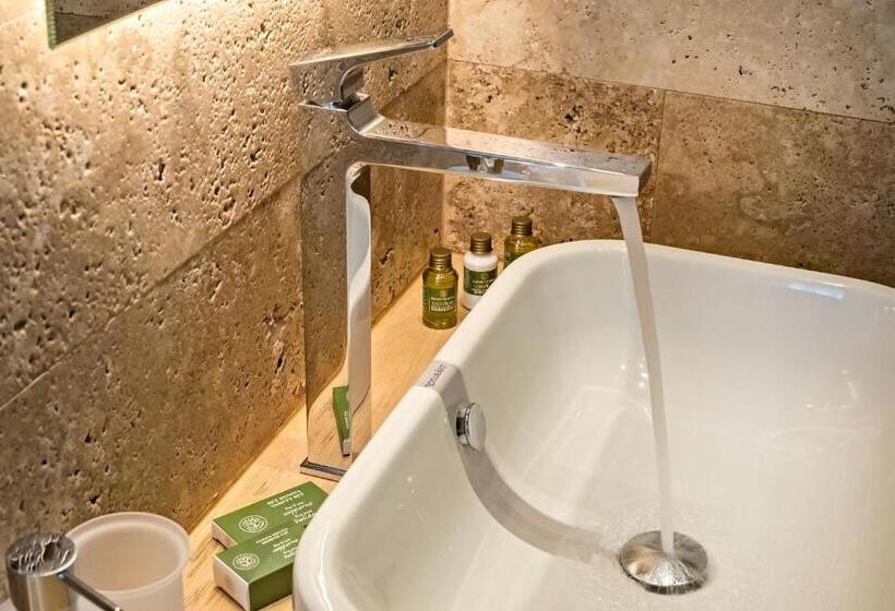 スーペリアールーム, Villa Svetoni Wine Resort