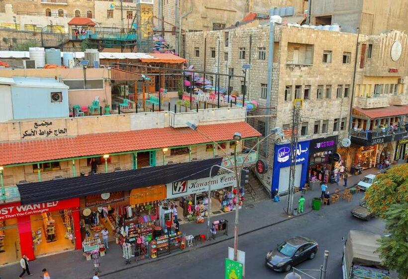 اتاق استاندارد, Twins Downtown