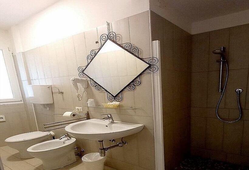 Семейный Номер, Brotas
