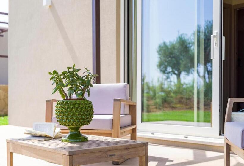 سوییت خانوادگی, Agua Green Resort