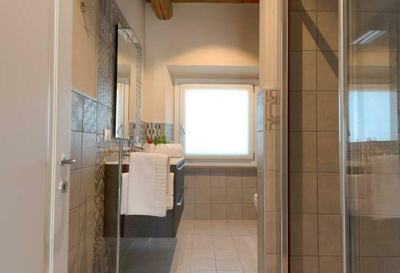 اتاق استاندارد سه نفره, Agriturismo Cascina Graziosa