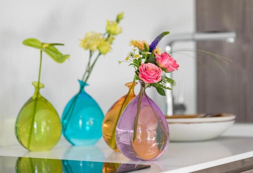 발코니가 있는 스위트, Tulipa Natural Home
