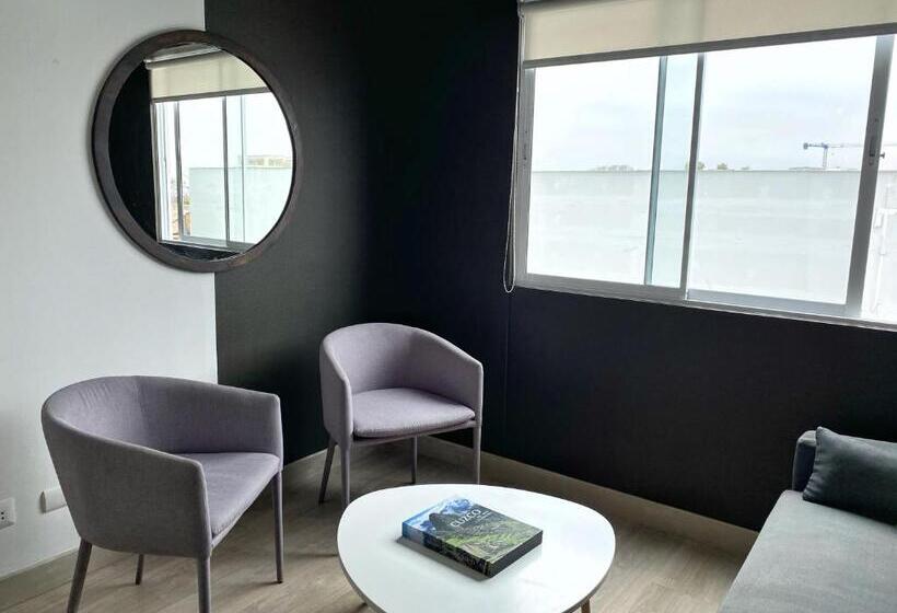 استودیوی استاندارد, Osma By Wynwood House