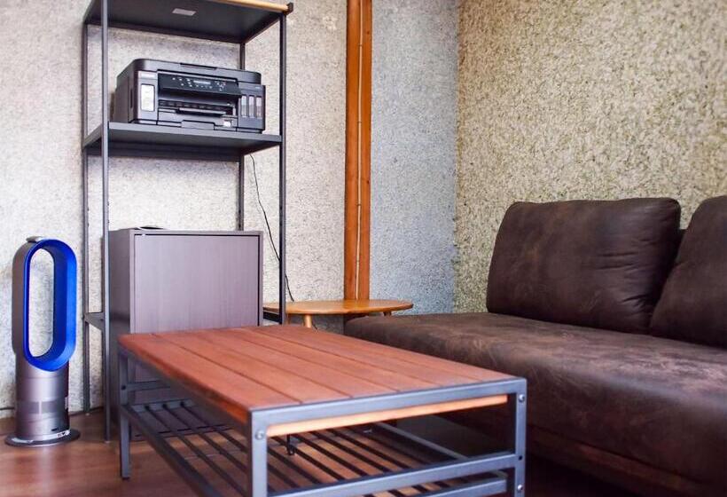 Дом 3 Спальни, Shingu Guest House 奏