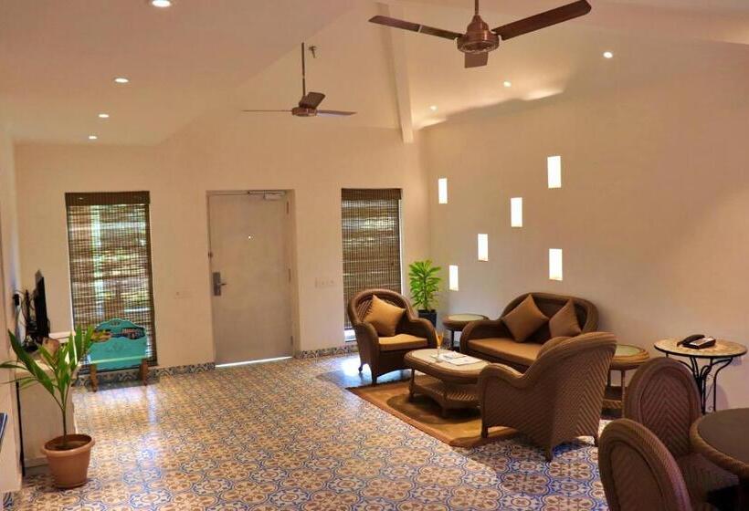 Президентский Люкс, Swosti Chilika Resort