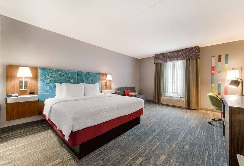 اتاق استاندارد, Hampton Inn & Suites Charlotteairport