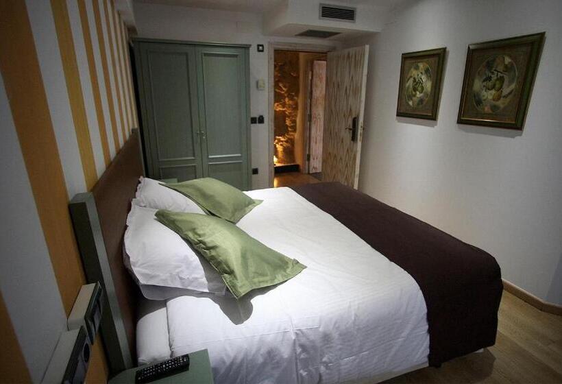 اتاق استاندارد با بالکن, Boutique Hotel Castilla
