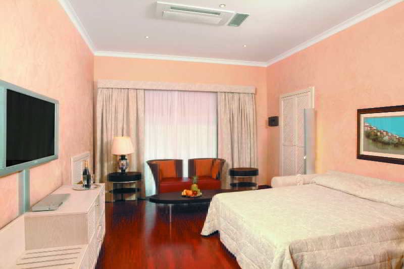 سوییت جونیور, Colosseo Studio Suite