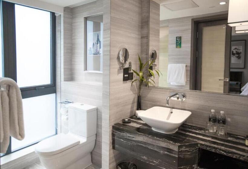 اتاق سوپریور با تخت بزرگ, Pullman Shanghai Jing An