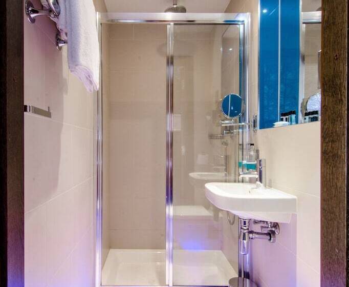 Номер Superior, Seraphine Kensington Olympia