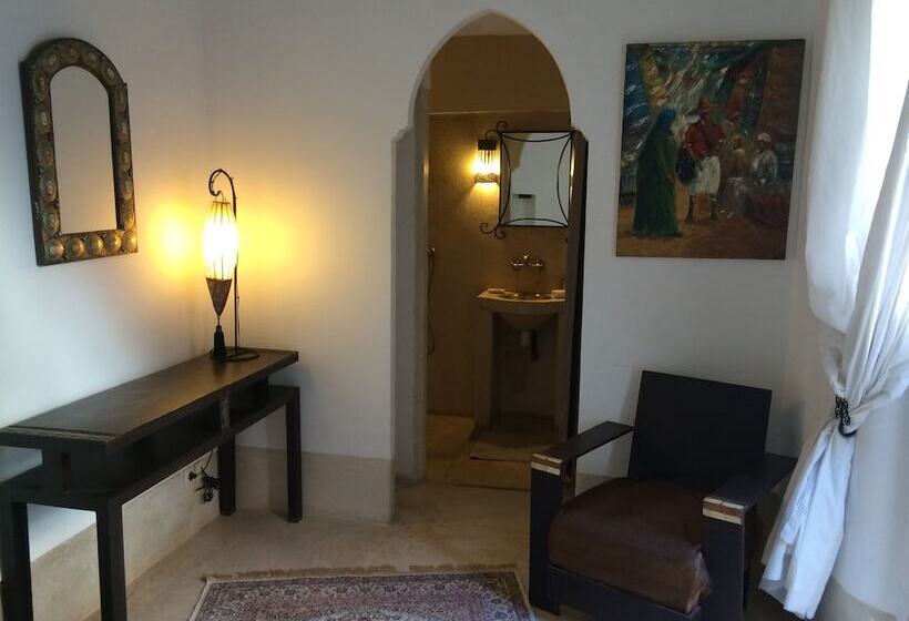 اتاق استاندارد, Dar Nabila