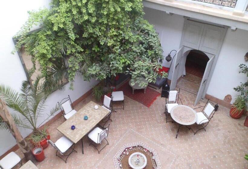 اتاق استاندارد, Dar Nabila