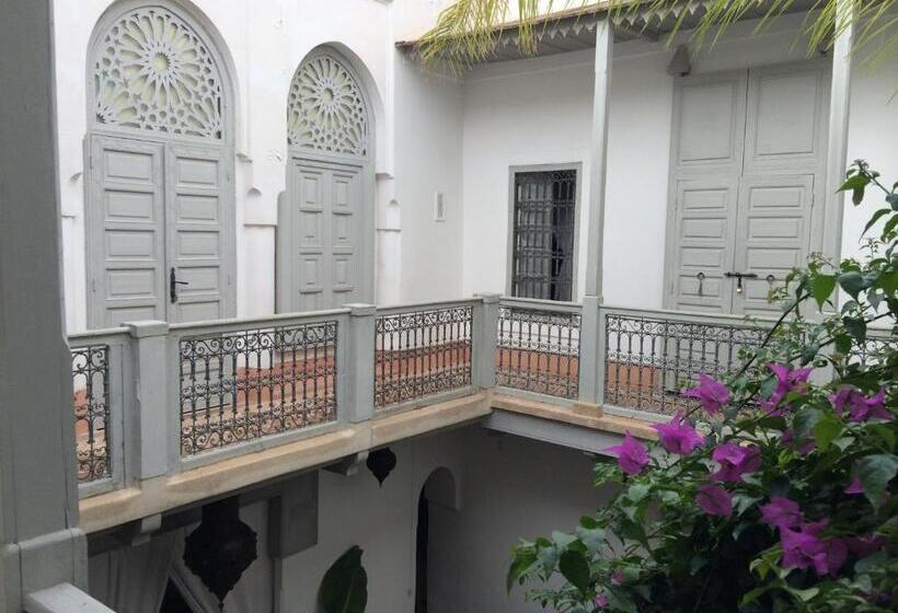 سوییت سوپریور, Dar Nabila