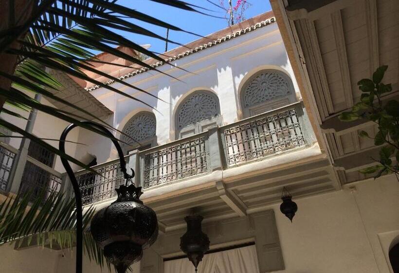 سوییت سوپریور, Dar Nabila