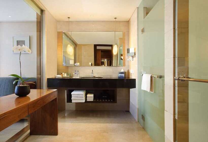 キングサイズベッドのデラックスルーム, Hilton Bandung