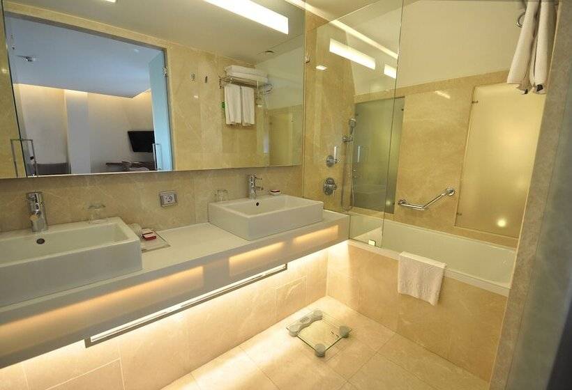 اتاق لوکس خانوادگی, Levni Hotel & Spa Special Category