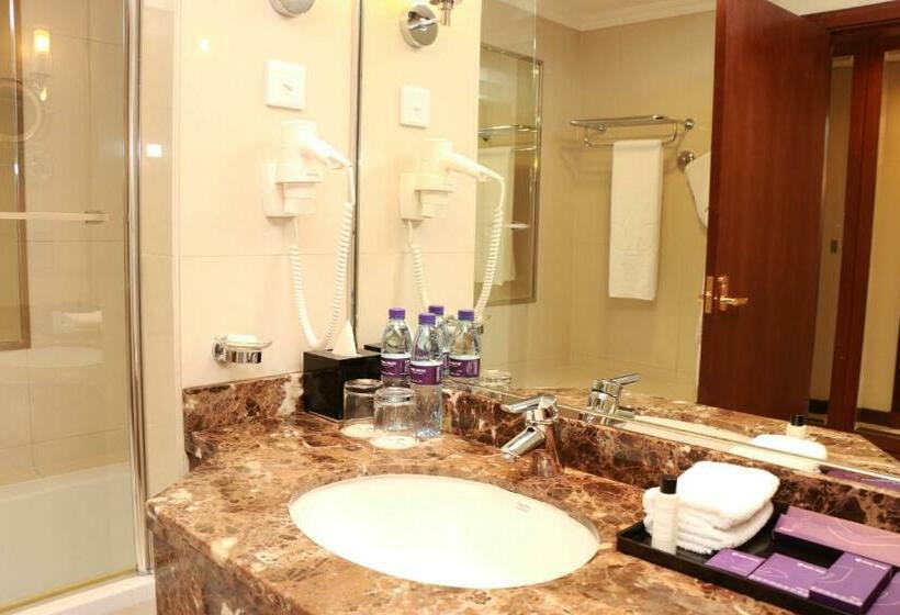 Номер Deluxe, Park Regis Kris Kin